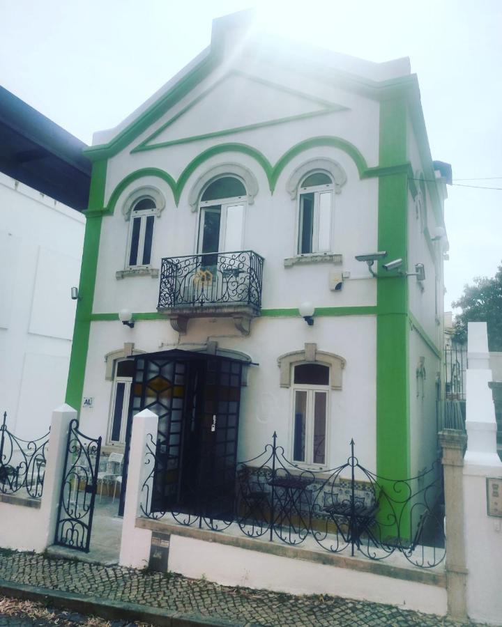 White House Lisbon Hostel Exterior photo