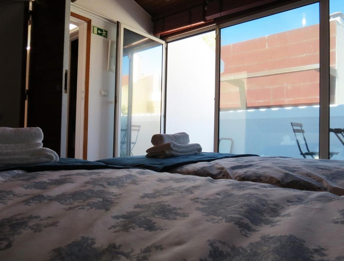 White House Lisbon Hostel Exterior photo